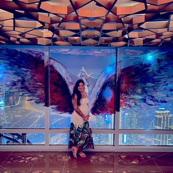 Meet your Posher, Lovely S. - Picture 2 of 2